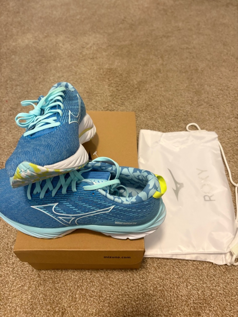 Mizuno Wave Rider 26 Running Shoes Women’s US 9.5 NWT